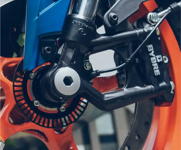 KTM 890 Duke R